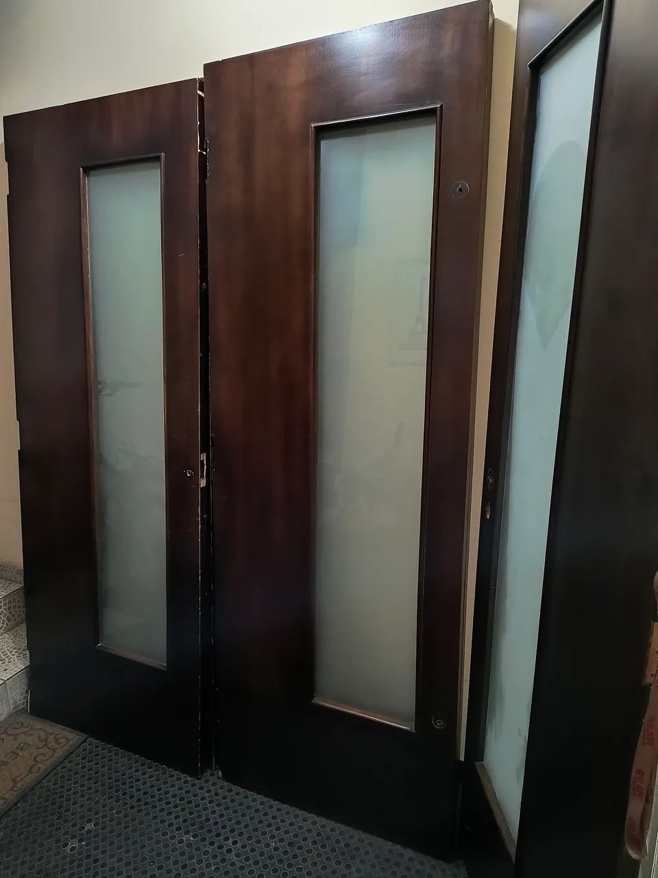 Portas de Madeira Maciça. - Foto 6