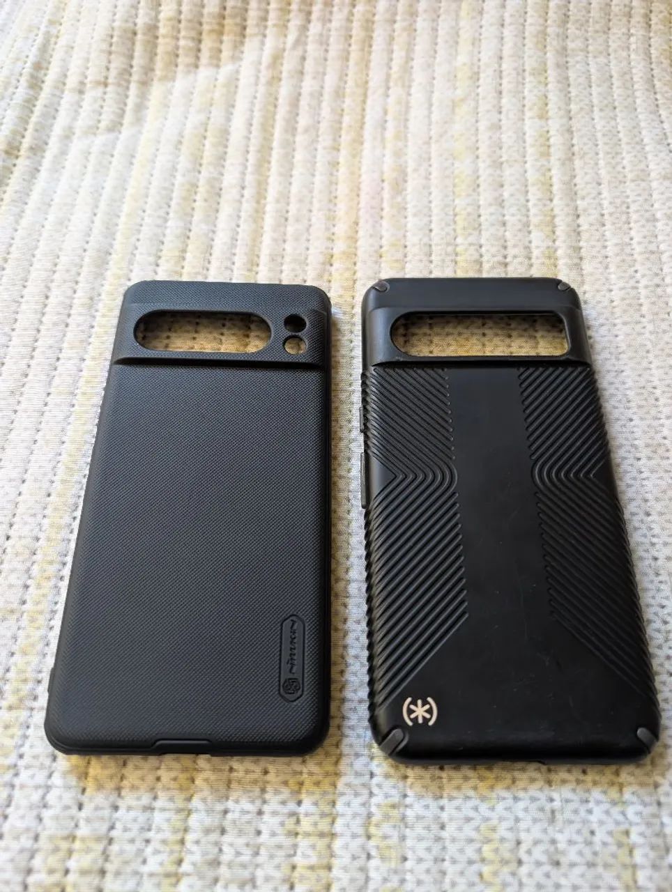 Cases Nillkin e Speck Pixel 8 Pro