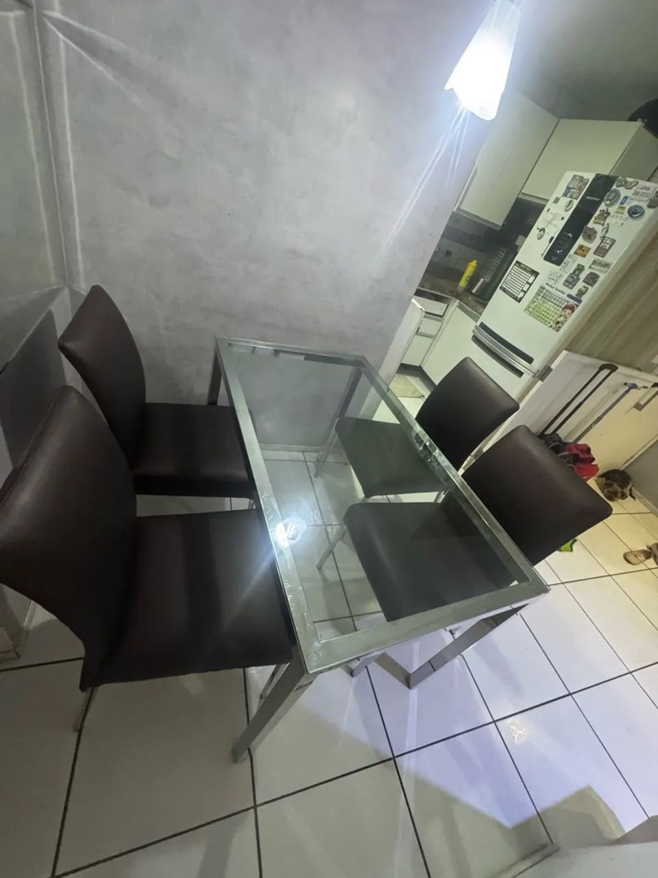 Mesa e 4 cadeiras 