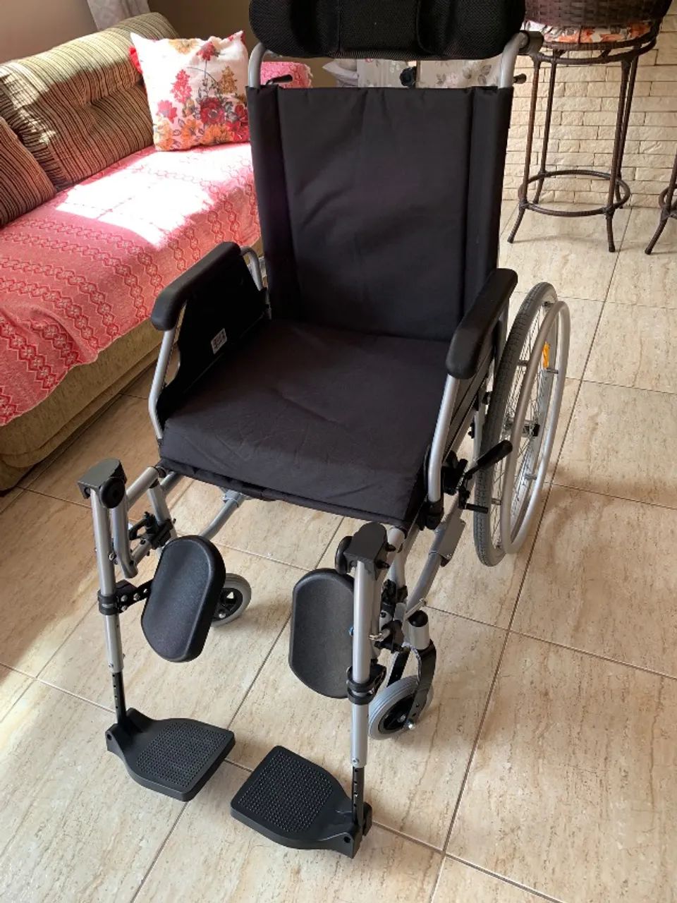 Cadeira de rodas - Foto 4