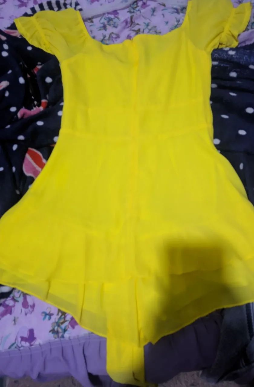 Macacão amarelo  - Foto 2