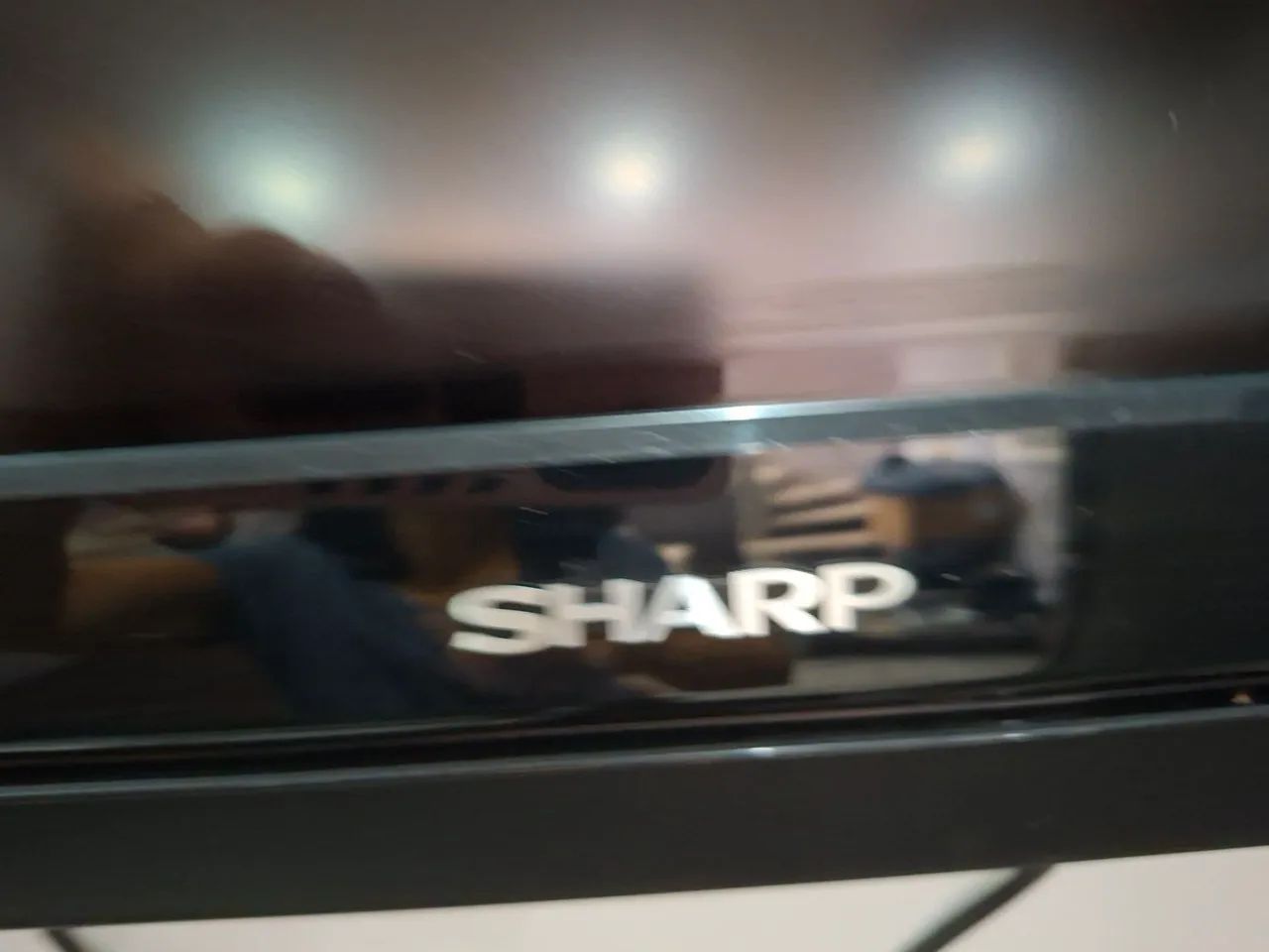 Tv Sharp 46' em bom estado.  Funcionando perfeitamente!