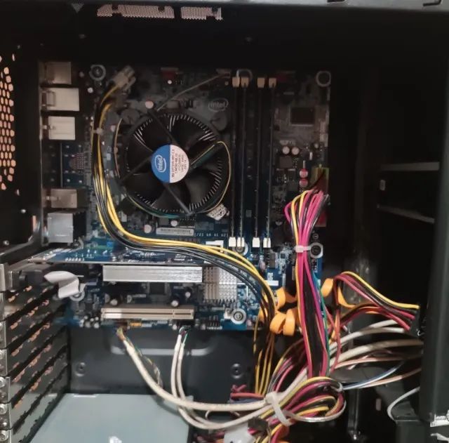 PC Intel Core i7 - 2600 com 24GB de RAM e Placa de Vídeo 1GB - Foto 4