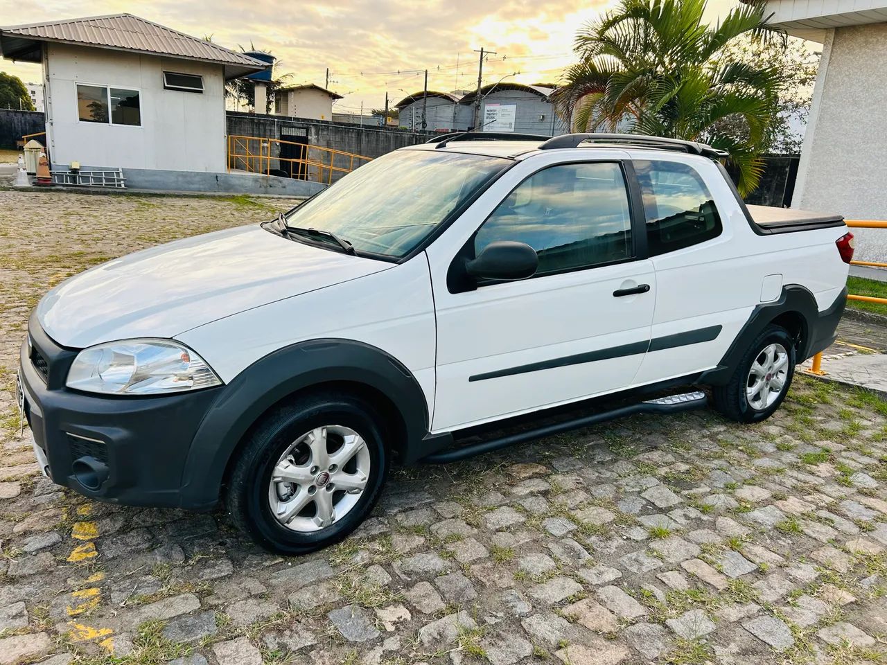 Fiat Strada Working 1.4 MPI Fire Flex 8V CD 2014 - Foto 3