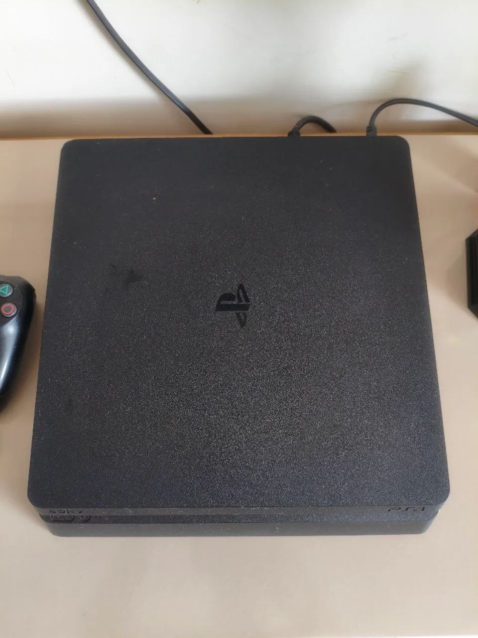 Ps4 slim 