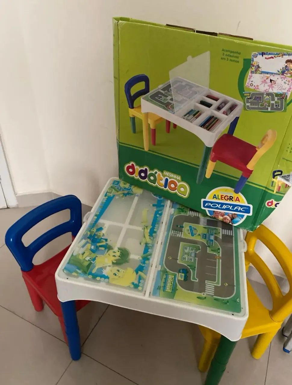 MESINHA INFANTIL C CADEIRINHA