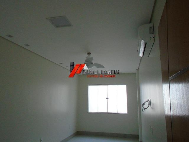 Casa de luxo na ilha com 03 suítes e parte alta do bairro - Foto 7