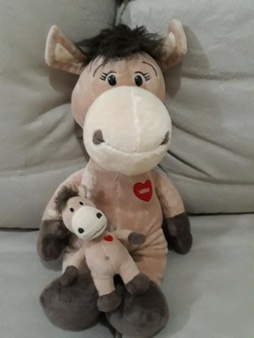 Cavalo Nestlé com cavalinho