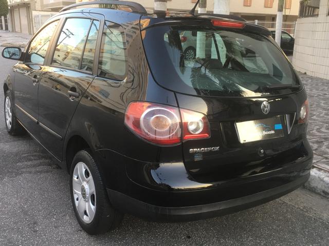 Vw Spacefox 1.6 manual flex - Foto 4