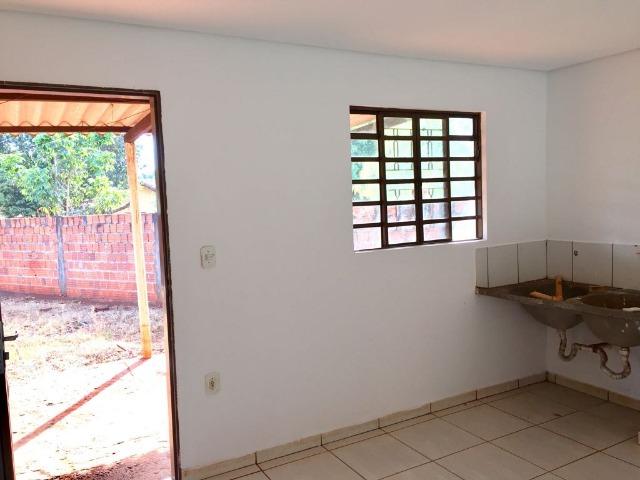 Casa com 2 quartos e quintal no Canaa 1 - Foto 7