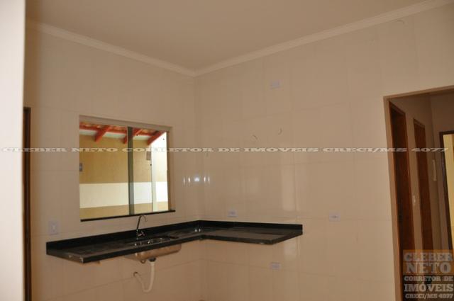 Cômodos Amplos Próximo AV. Raquel de Queiroz! - Foto 6