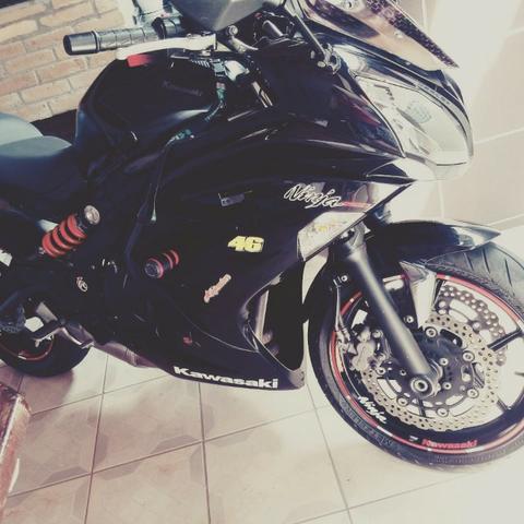 Vendo Kawasaki Ninja 650R 2013
