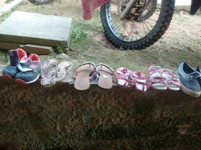 Vendo um lote de roupas e sapato para brechó em prefeito sestado - Foto 3