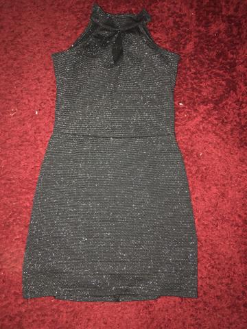 Tenho uma mala com roupas que não uso pra desapegar - Foto 2