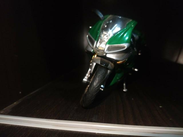 Moto em miniatura Maisto - Foto 6