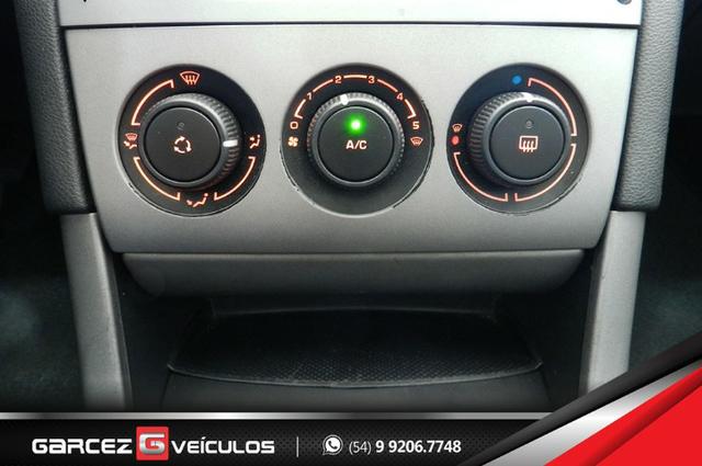 Peugeot 308 1.6 Active Flex Manual Com Teto Leds Diúrnos Couro Multimídia Top - Foto 14