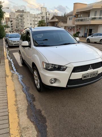 Outlander 2013 2.0 top todas revisões na concessionária com procedência - Foto 4