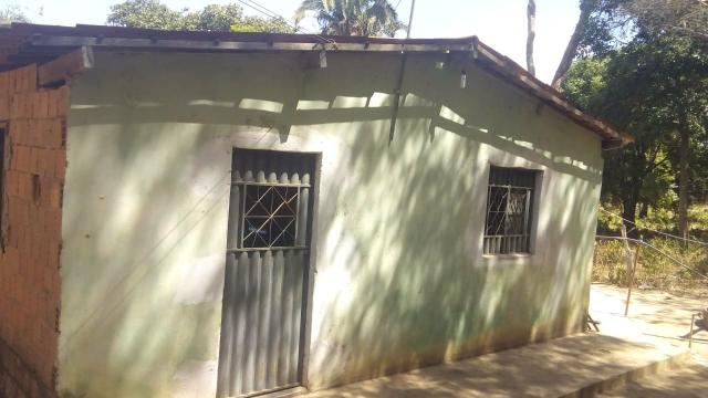 Vendo ou troco casa - Foto 2