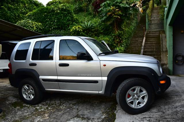 Vendo Jeep Cherokee Sport 2002/03 - Foto 5