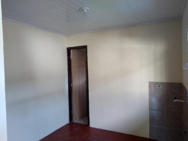 Casa 1 quarto no Sitio Cercado, em frente Escola Rio Negro - Foto 4