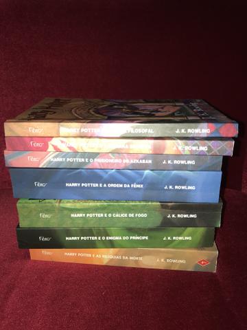 Vendo coleção de livros do Harry Potter