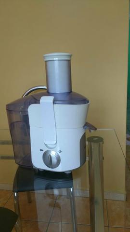 Vende-se máquina de fazer sucos - Foto 2