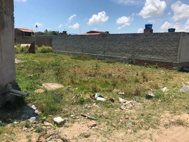 Vende-se Terreno