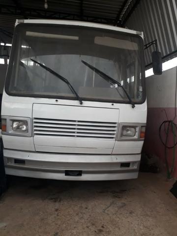 Vendo ou troco micro onibus - Foto 6