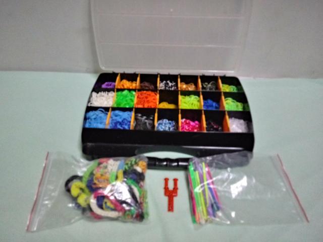 Vendo kit completo de elasticos para pulseiras