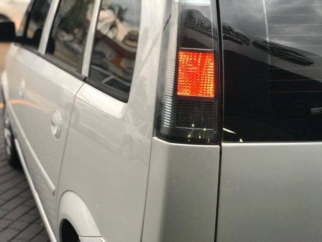 Meriva Maxx 1.4 2011 Branco GNV - Foto 18