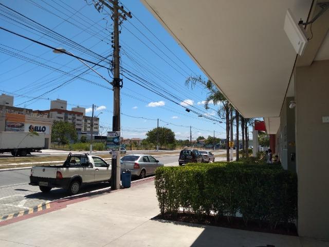 Loja em frente ao Jayme dos Santos Neves - Foto 4