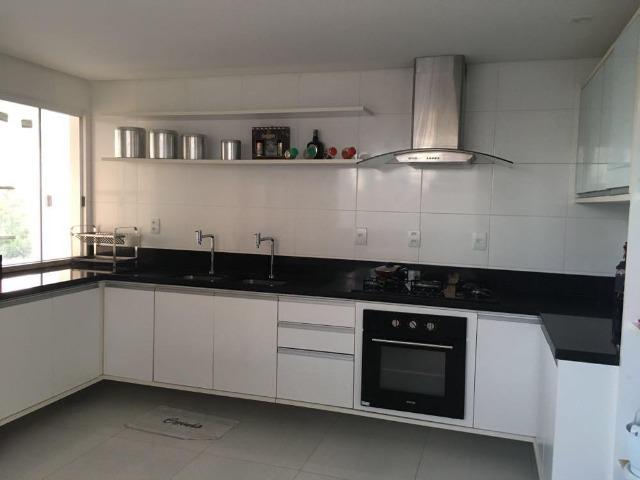 Incrível Casa 4/4, 460m², dois andares, em Alphaville II! Oportunidade única! - Foto 15