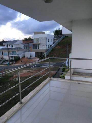 Incrível Casa 4/4, 460m², dois andares, em Alphaville II! Oportunidade única! - Foto 4