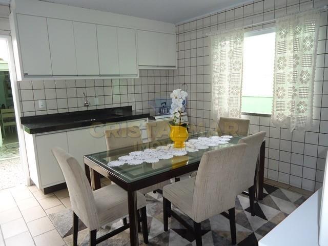 Casa econômico com 03 dormitórios, á 900m da Praia de Bombas. Cód.025 - Foto 2