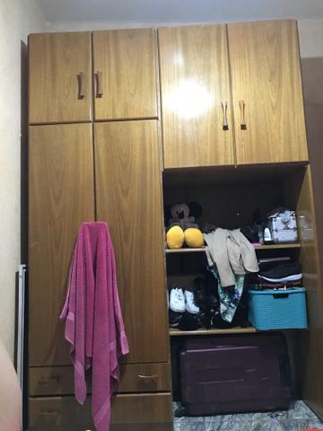 Vendo Guarda-Roupa de madeira