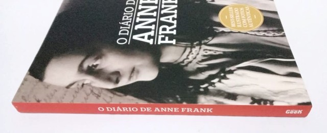 Livro: O Diário de Anne Frank - Best-Seller ilustrado com fotos autênticas - Editora Geek