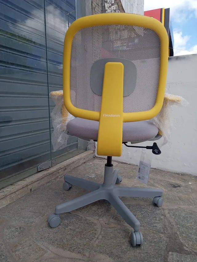 Cadeira giratória escritório flexform  Dot top  - Foto 4