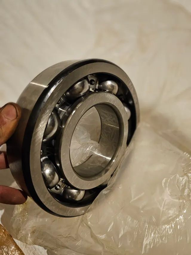 Escavadeira komatsu d275a d375a rolamento novo original 0603006317