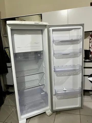 Geladeira/Refrigerador Frost Free Electrolux 322L Branco - Foto 3