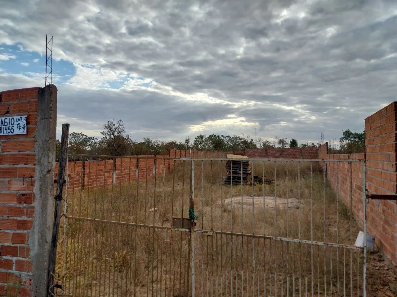 foto - Goiânia - Conjunto Habitacional Madre Germana II