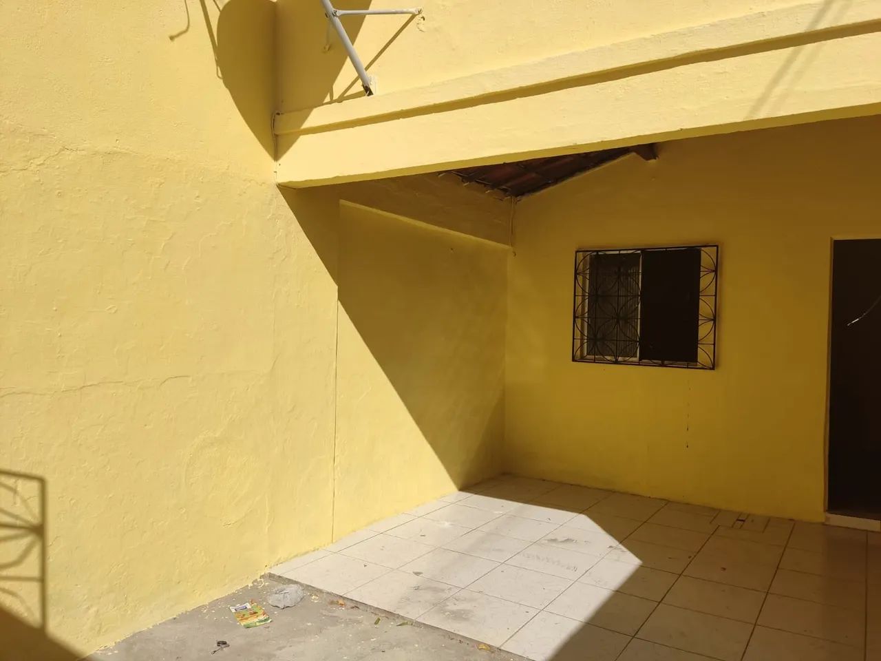 Casa para aluguel possui 100 metros quadrados com 2 quartos em João XXIII - Fortaleza - CE - Foto 2
