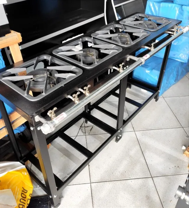 Fogão Industrial de 4 bocas em linha 30x30 - baixa pressão - Cefaz