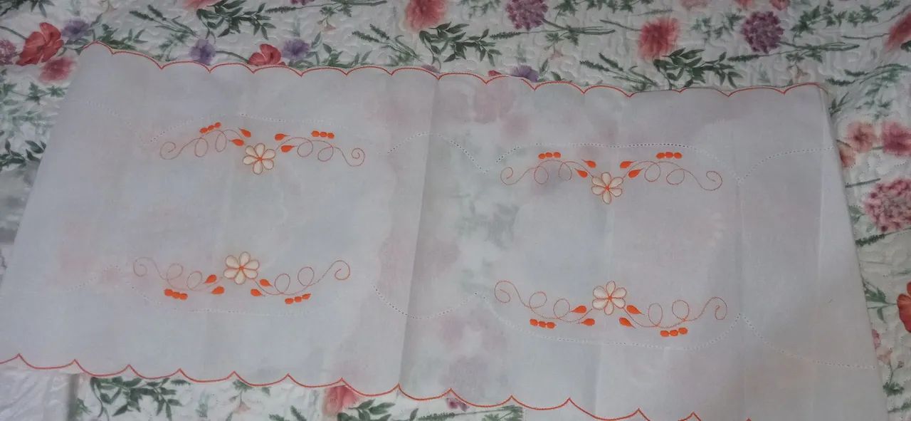 Caminho de mesa - Foto 4