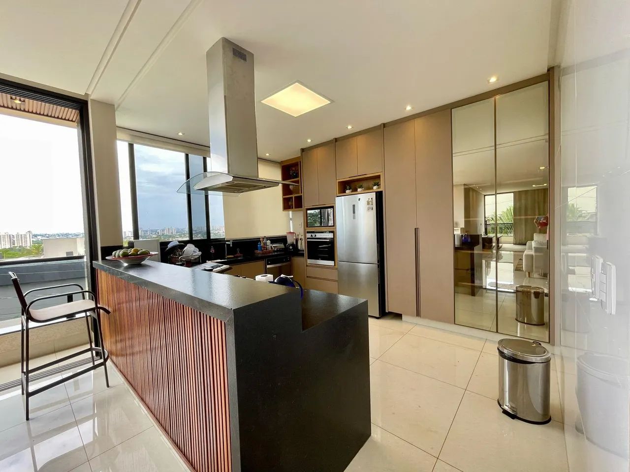 Casa de condomínio sobrado para venda possui 404 metros quadrados com 4 quartos - Foto 8