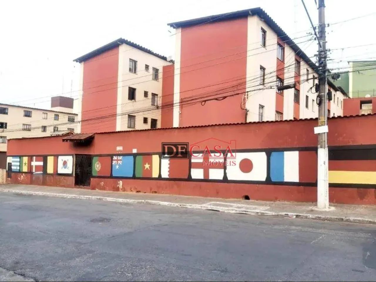 Apartamento em Conjunto Habitacional Santa Etelvina II