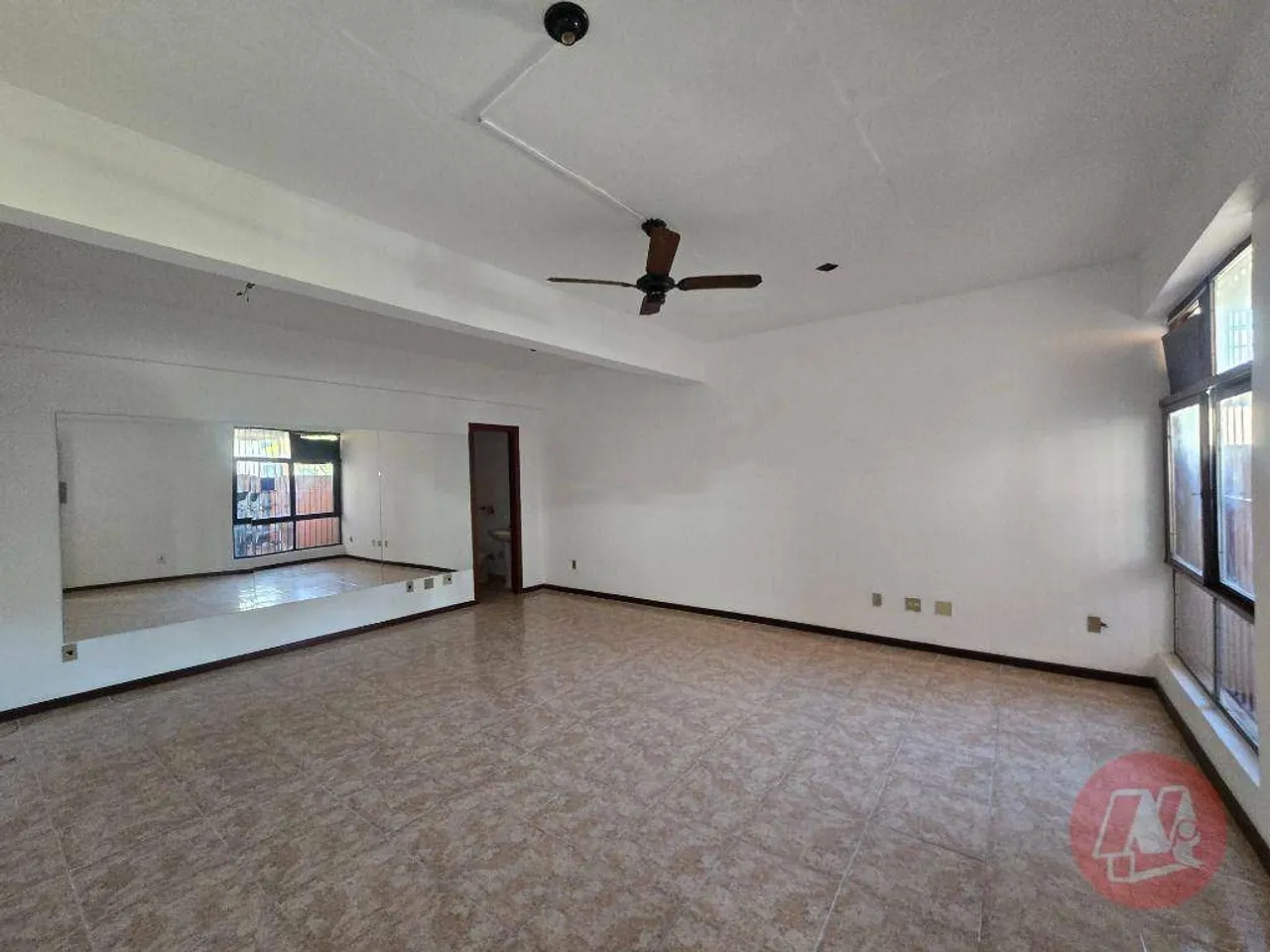 Sala para alugar, 51 m² por R$ 758,00/mês - Partenon - Porto Alegre/RS