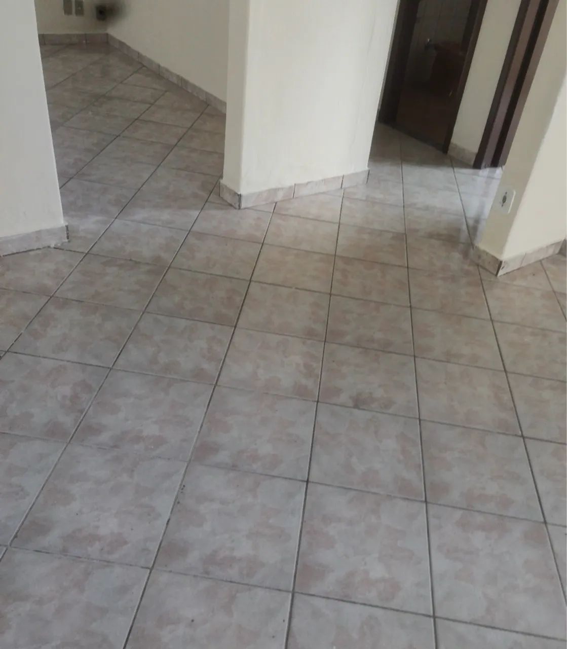 VENDO CASA DE 360 M2, BAIRRO GRÃ DUQUESA. DOCUMENTAÇÃO EM DIA E VENDA PARTICULAR  - Foto 4