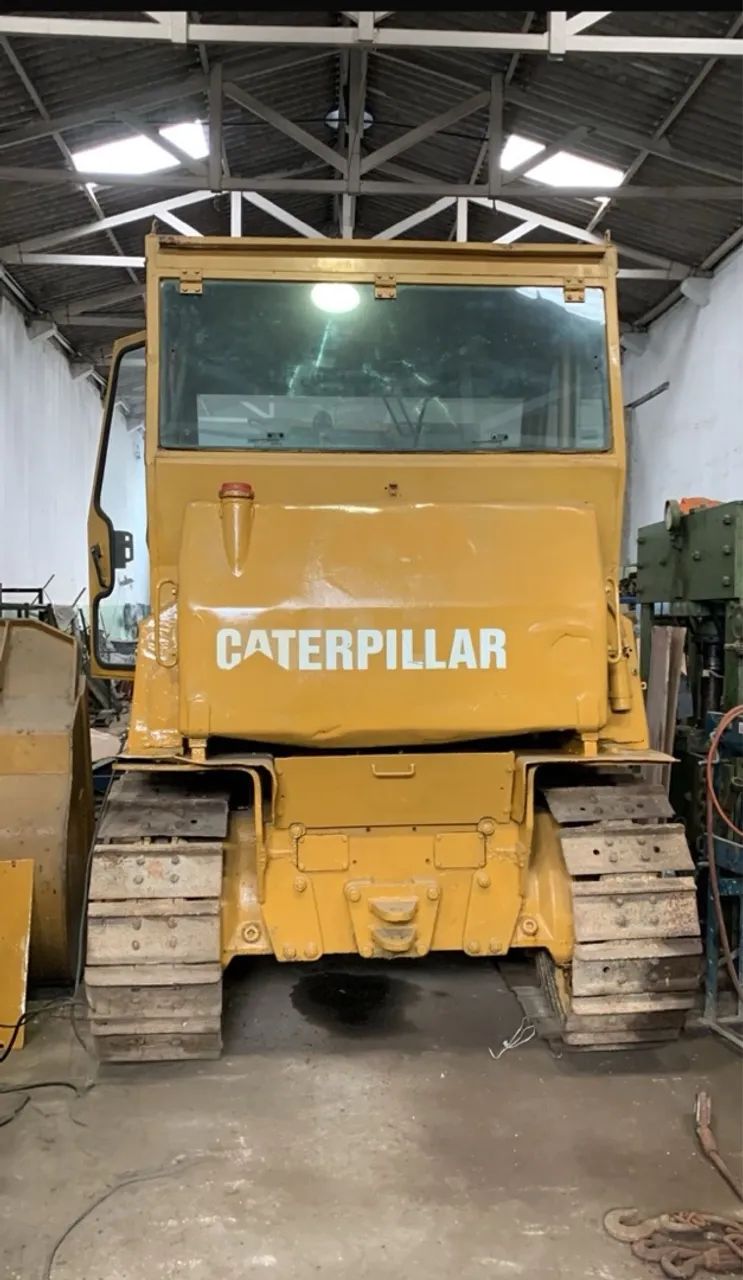 Trator de Esteira Caterpillar D4E ano 1986 com Torque e mecânica em ótimo estado - Foto 2