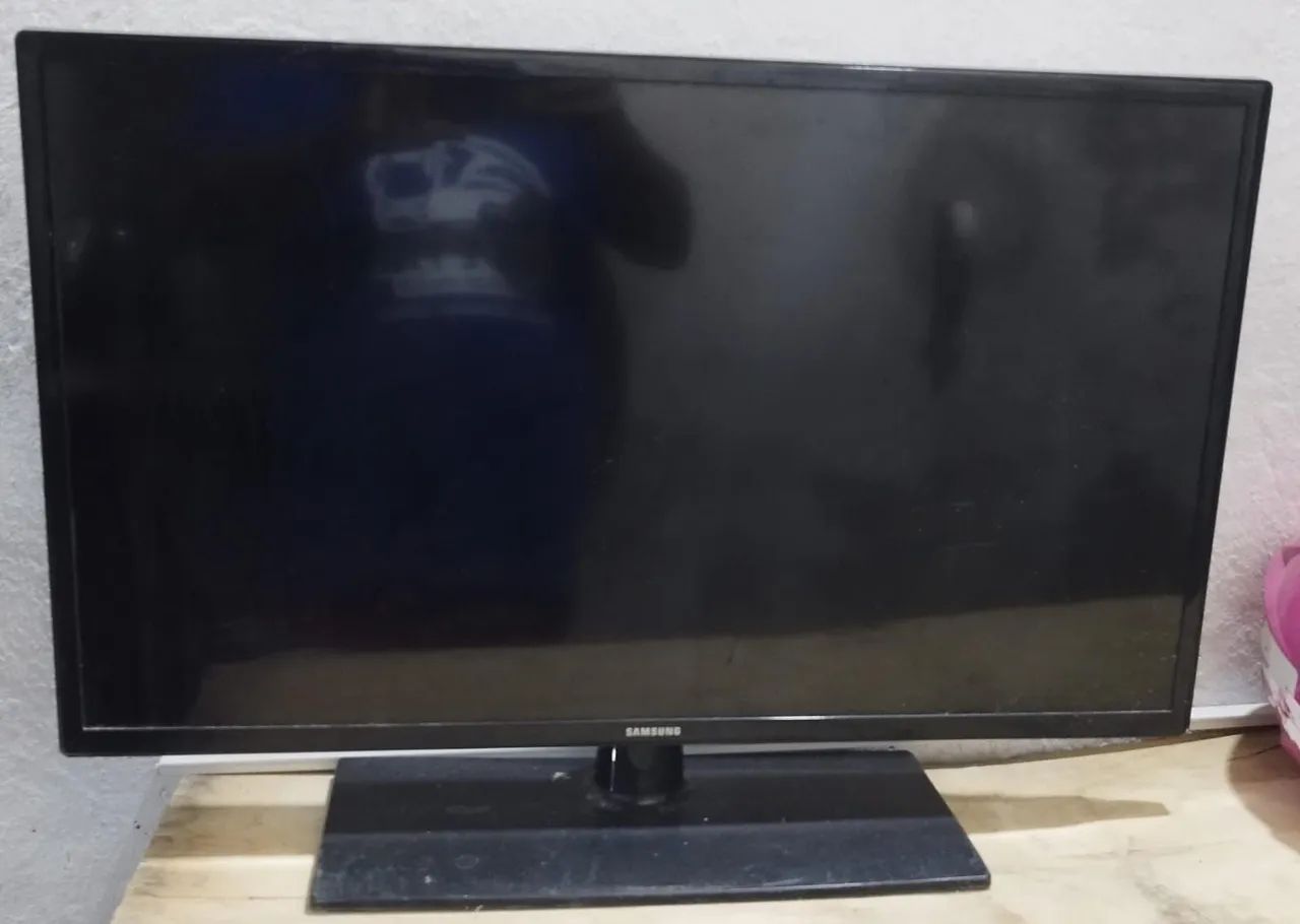 Tv Samsung com tela ruim ( sucata ) - Foto 4