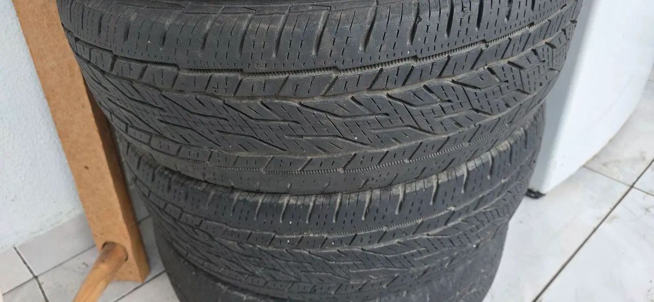 Pneu Continental 225/65 r17